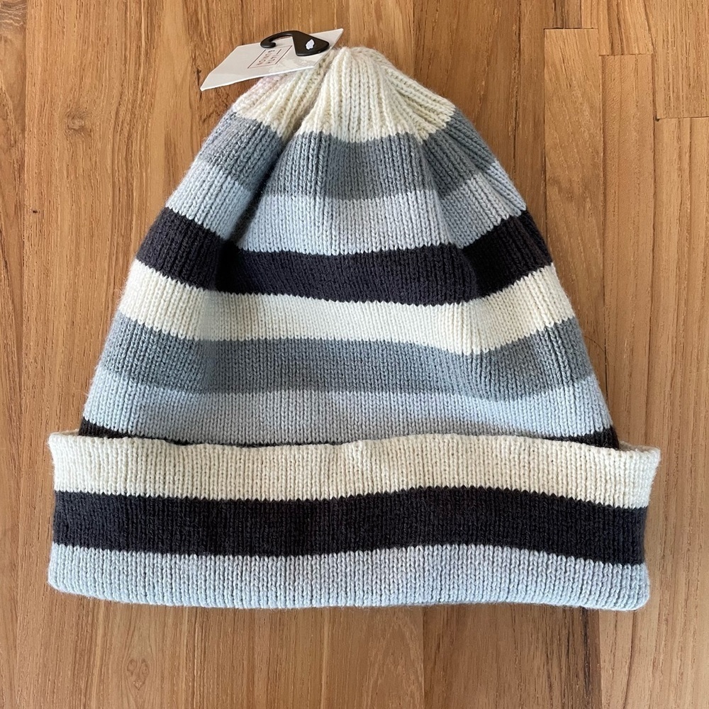 NWT 14th & Union Striped Knitted Beanie